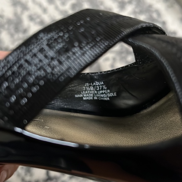 Jessica Simpson Laqua pumps black patent 7.5 - Picture 7 of 7